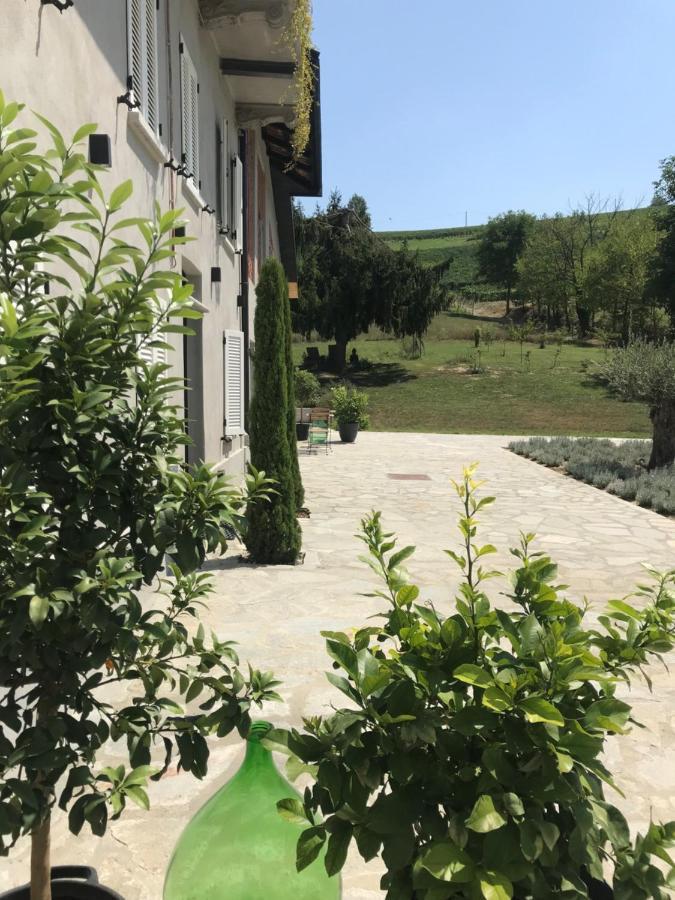 Sotto La Vigna Charm Stay Adults Only Vacation Suite Appartment Montegrosso dʼAsti Zewnętrze zdjęcie
