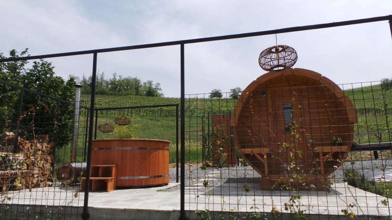 Sotto La Vigna Charm Stay Adults Only Vacation Suite Appartment Montegrosso dʼAsti Zewnętrze zdjęcie